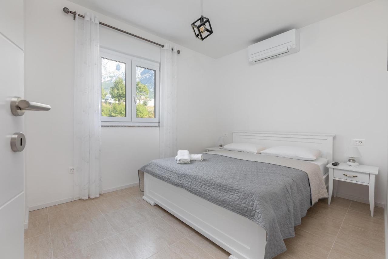 Apartment Oseka Makarska Exterior photo